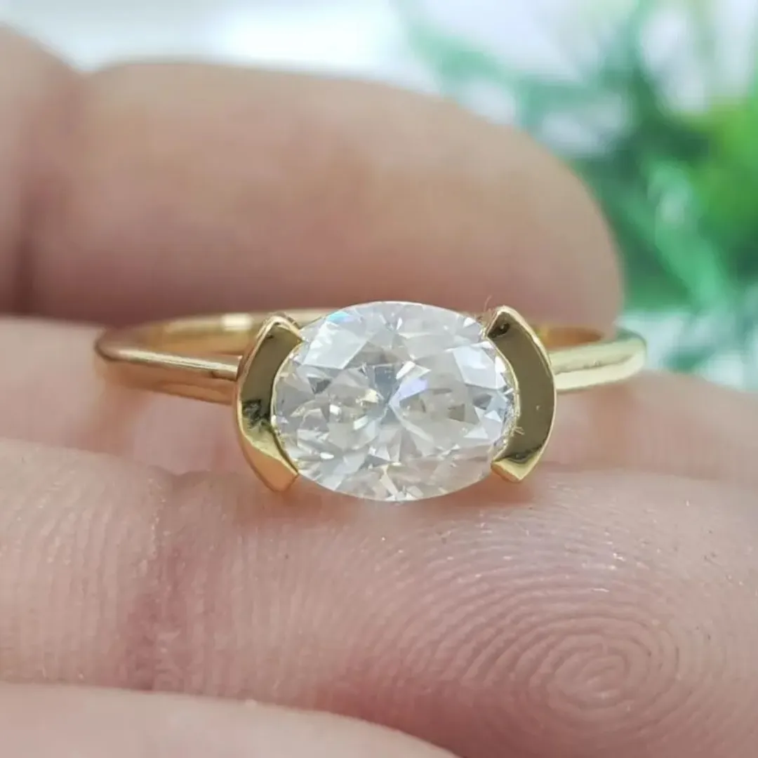 /public/photos/live/Half Bezel Set East West Oval Moissanite Ring 557 (1).webp